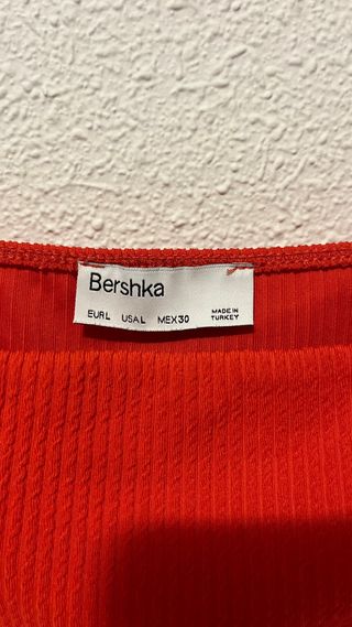 Body Bershka Rojo Talla XXL