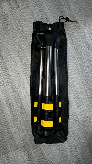 Trípode con bolsa de transporte