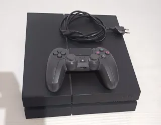 PS4 (PlayStation 4) Negra