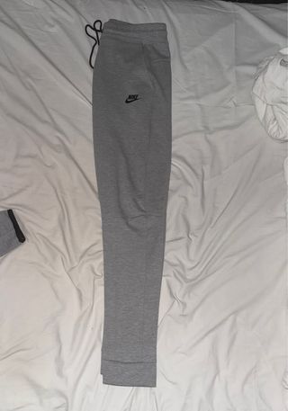 Conjunto Nike Sudadera y Pantalón Gris