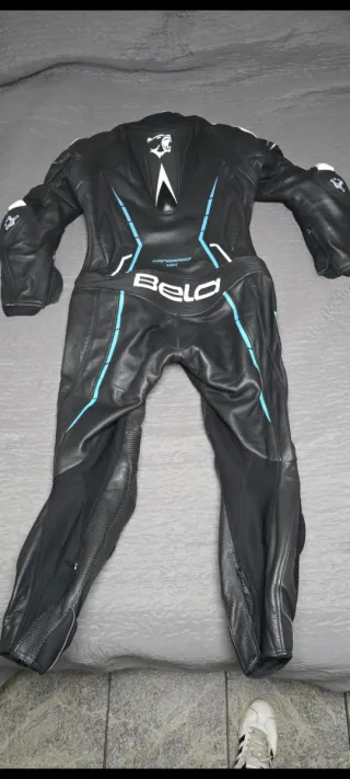 OFERTA NUEVO Mono Moto Bela Mujer Talla 44