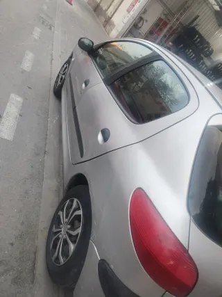 PEUGEOT 206 CON 60MIL KM ITV RECIEN PASADA
