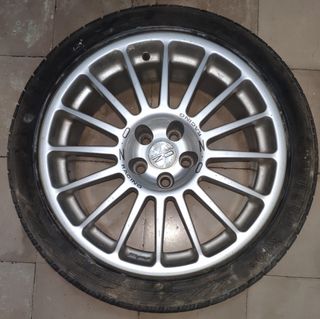 Llantas OZ Racing Superturismo 17