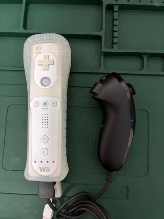 Mando Wii con funda y Nunchuk