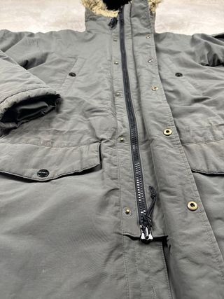 Parka Carhartt Verde Militar con Capucha
