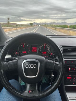 Audi A4 2.0 TDI S-LINE 184 CV