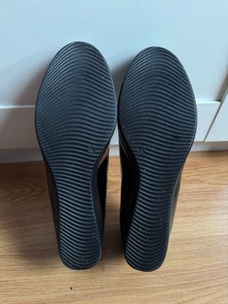 Bailarinas negras charol con cuña