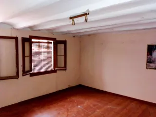 Casa rural en La Rioja Alta.