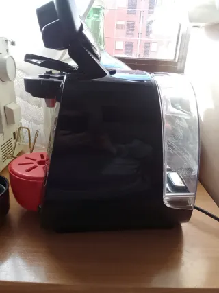 Cafetera Bosch Tassimo Roja