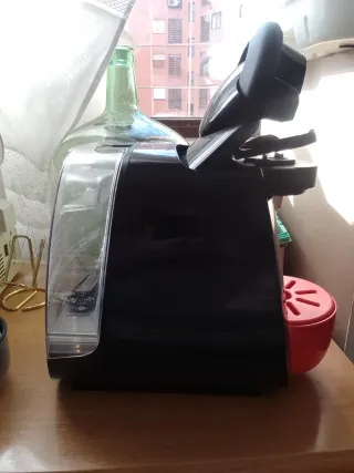 Cafetera Bosch Tassimo Roja