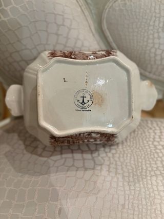 Bandejas, sopera y salsera