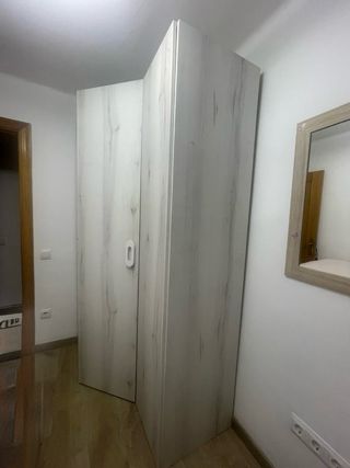 Armario juvenil madera clara