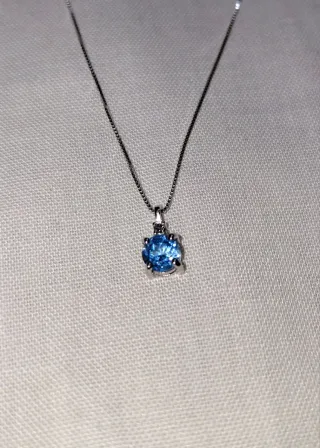 Collar y colgante oro 18k diamante y topacio