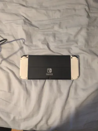 Nintendo Switch OLED Blanca + Funda