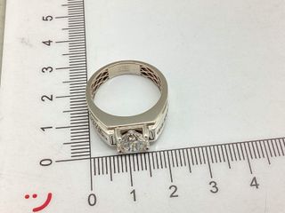 sello oro 18k con diamante de laboratorio