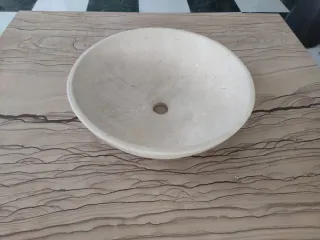 Lavabo de mármol Crema Marfil apomazado