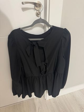 Blusa negra manga larga