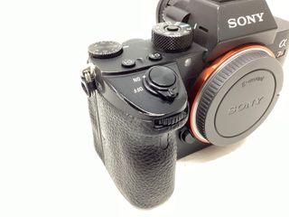 camara digital evil sony alpha a7r iii (ilce-7rm3)