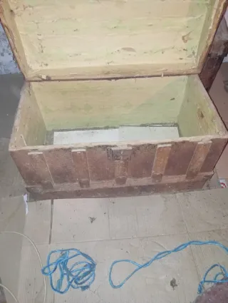 2 baúles antiguos de madera para restaurar