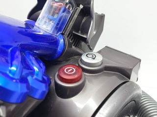 aspirador sin bolsa dyson dc22