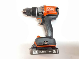 taladro a bateria black and decker bld683