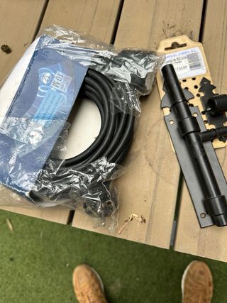 Cerrojo metálico + Cable extensión