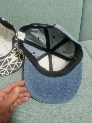 Pareja de Gorras