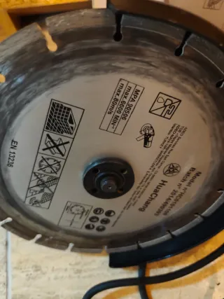 Amoladora angular con discos de 230mm casi nueva