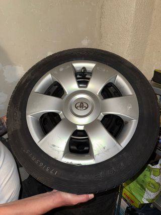Llantas 15” Toyota Yaris 4x100