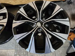 4 Llantas Aluminio Nuevas Renault