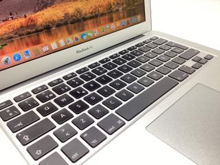 portatil apple apple macbook core i5 1.3 12 (2017) (a1534)