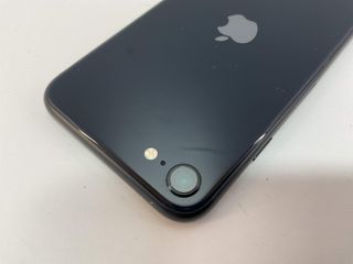 apple iphone se (2022) 64gb