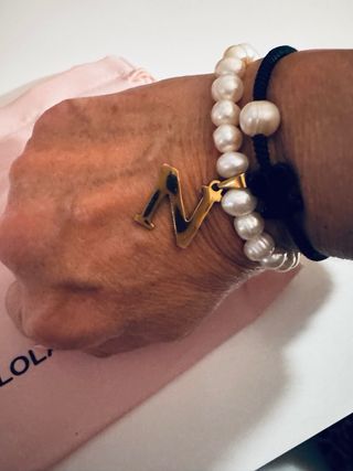 Pulsera Perlas con Charm Letra N