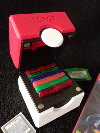 Estuche Magnético Pokéball GBA/GBC