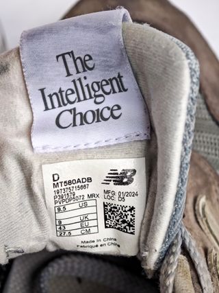 ZAPATILLAS NB 580 COLOR GRIS NUMERO 43