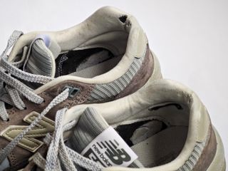 ZAPATILLAS NB 580 COLOR GRIS NUMERO 43