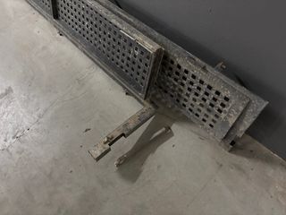 Rejillas exteriores abatible para bajos o ventanas