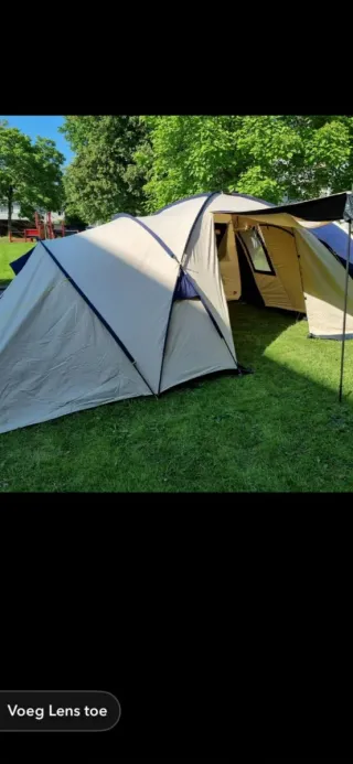 Tienda de campaña familiar