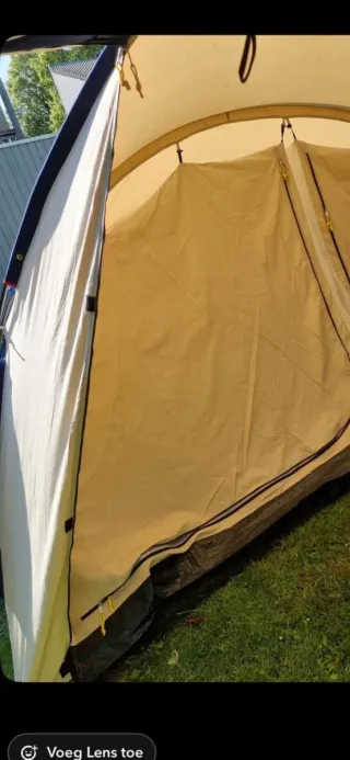 Tienda de campaña familiar