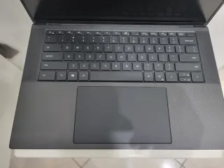 Dell XPS 15 (9500) i7 | 32GB RAM | GTX
