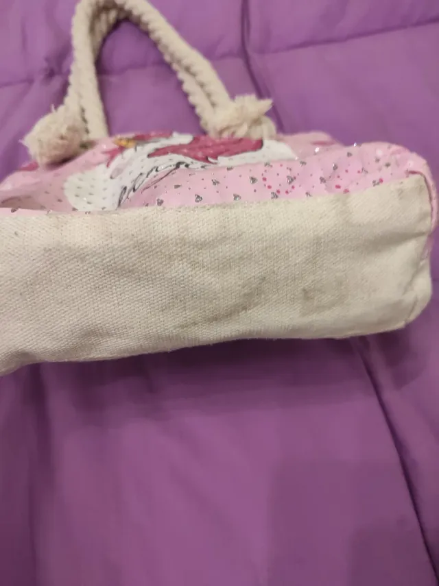 Bolso  unicornio y corazones