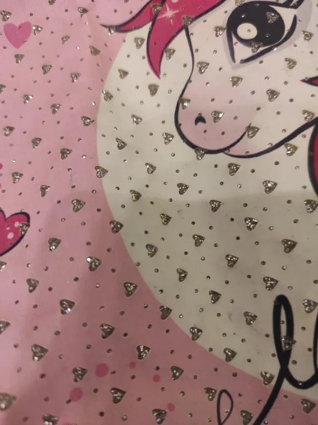 Bolso  unicornio y corazones