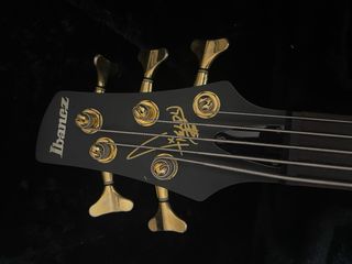 Ibanez K5 Fieldy Signature Basso 5 Corde
