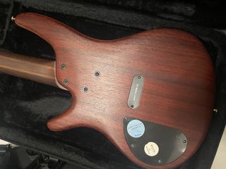 Ibanez K5 Fieldy Signature Basso 5 Corde