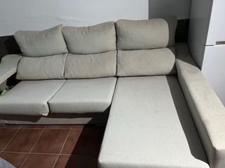 Sofá modular con chaise longue beige