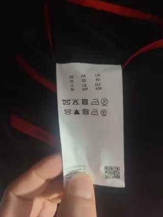 Americana Hugo Boss Negra Lentejuelas nueva.