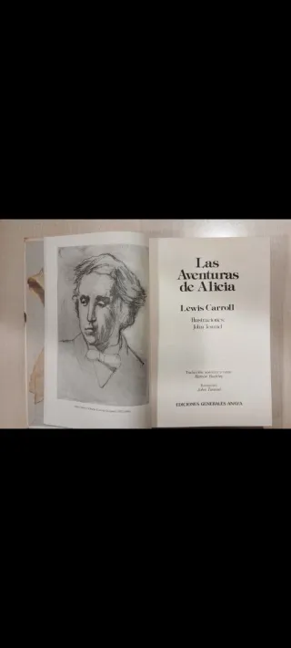 Cuento "Las aventuras de Alicia", de Lewis Carrol.