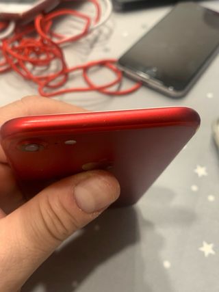 iPhone 7 128GB Rojo + funda.