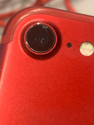 iPhone 7 128GB Rojo + funda.