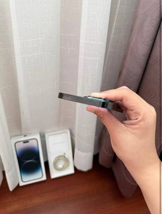 iPhone 14 Pro Max + Accesorios (Negro)